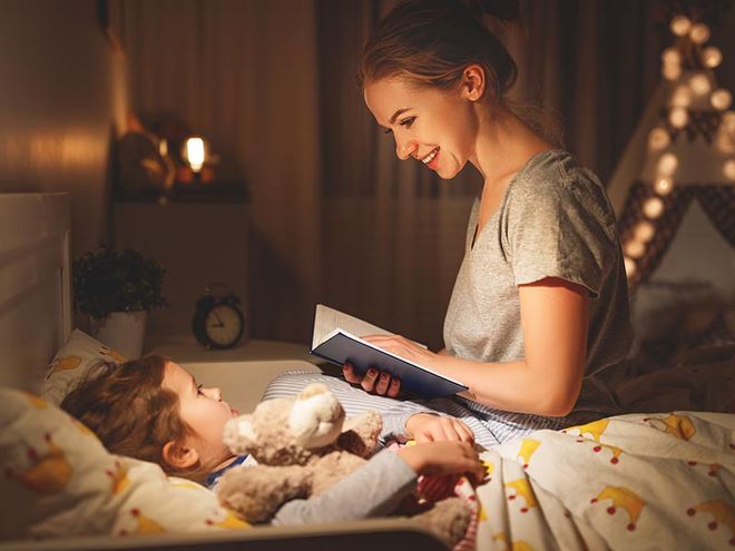 睡前故事能让孩子变聪明、增加信心？4原则让睡前故事变成学习