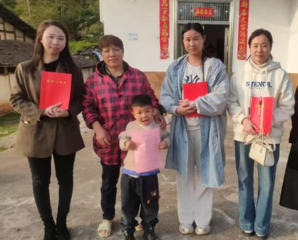 安全“童”行 谨防溺水——崇仁县高新区幼儿园防溺水安全教育主题活动(图9)