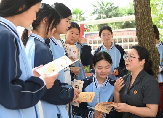 社旗县法院：预防性侵进校园给孩子一把法律“保护伞”