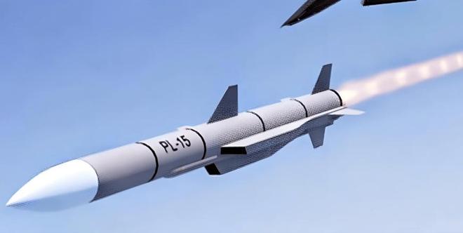 美军终于认清现实：歼-16挂载霹雳-17可能越级摧毁全部的F35(图5)